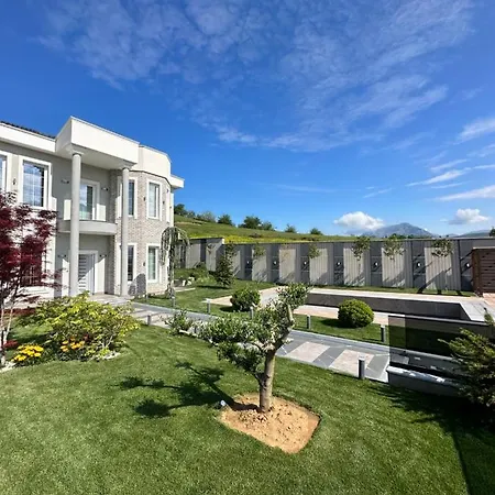 Hillside Villas Kotarja Villa *